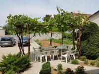 Apartment & Rooms Three Angels - Bed and Breakfast Baška