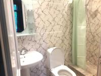 Camera Doppia con Letti Singoli con Bagno