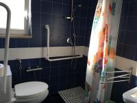 Tweepersoonskamer met 1 of 2 Bedden en Eigen Externe Badkamer