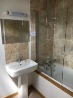 Chambre Double Deluxe (2 Adultes + 1 Enfant)