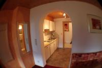 Appartamento con 2 Camere da Letto e Balcone