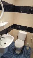 Apartment with Shower