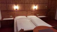 Doppelzimmer mit Balkon