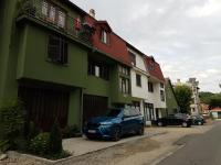 Guest House Pansion 10 - B&B