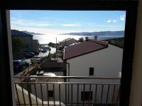 Apartment with Balcony and Sea View