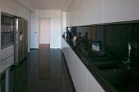 Spacious luxury holiday apartment with a great view, Funchal, free wifi and parking - B&B