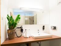 Appartamento con 2 Camere da Letto e Balcone
