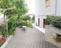 Apartments Ana and Vesna - B&B