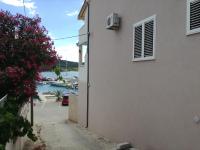 Apartments Nera Tisno - Bed and Breakfast