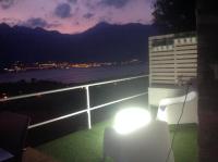 Appartamento con 2 Camere da Letto e Vista Lago