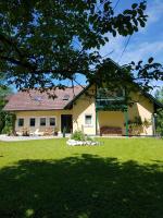 Landhaus HALLSTATT FEELING - Apartment - Self Check-in - Bed and Breakfast Bad Goisern am Hallstättersee