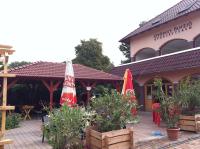 Gyöngy Panzió - B&B Velence