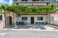 Apartment Luce - Ferienwohnung Podstrana