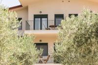 Olive Tree Apartments - B&B Fourka