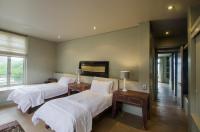 King Room with Mountain View