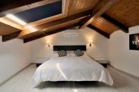 Apartment with Pool View 