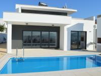 B&B Famalicão - Modern villa with private swimming pool - Bed and Breakfast Famalicão