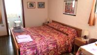 Tweepersoonskamer met 1 of 2 Bedden en Eigen Badkamer
