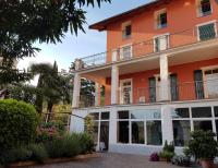 Casa Sandra Bertolini - Bed and Breakfast Nago-Torbole
