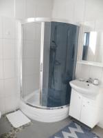 Comfort Triple Room with Shower