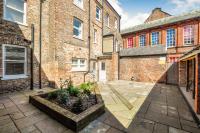 8 Blue Bridge- Elegant and Luxurious 1 Bedroom Apt- Free Parking - B&B York