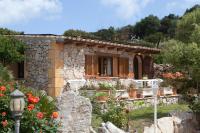 Deluxe Bungalow with Garden View