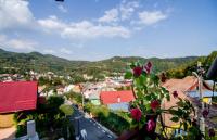 Casa DeLux - Bed and Breakfast Băile Olăneşti