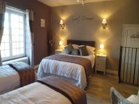 Chambre Quadruple avec Salle de Bains Privative