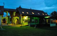 Agroturystyka Pod Kogutem - B&B Dziwnówek