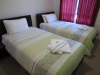 Two-Bedroom Apartment with Marina View