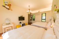 Quadruple Room with Balcony and Sea View