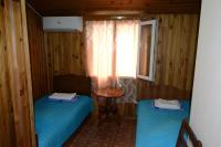 Twin Room with Shower