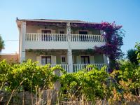 Eleni's Studios - B&B