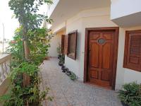 Self-catering Apartment w/ Terrace - B&B