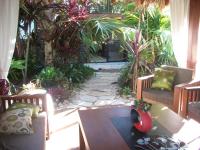 Forest Lodge: Bali-Style Retreat - Chambres d’hôtes