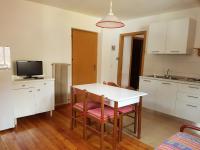 One-Bedroom Apartment (4 Adults)