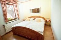 Apartment mit 2 Schlafzimmern und Balkon (2-4 Erwachsene)