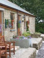 B&B Helston - Higher Carthew Farm - Bed and Breakfast Helston