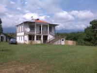 Dolghozhitel Agrousadba, Farmházak - Likhni