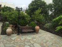 Akti Rooms And Studios - B&B