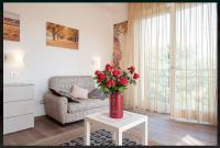 Apartment mit Balkon