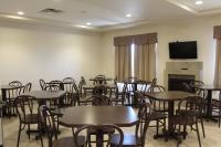 Prairie Moon Inn & Suites Macklin