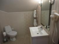 Camera Doppia con Letti Singoli con Bagno Privato 