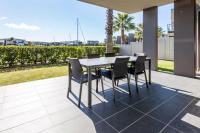 Two-Bedroom Family Suite - Water Front 