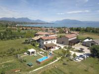 B&B Lonato del Garda - Art Gallery B&B - Bed and Breakfast Lonato del Garda