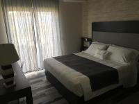 Doppel-/Zweibettzimmer mit eigener Terrasse