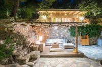 Amicasa Private Seaside Suite - B&B