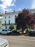 The Courtyard Apartment - Bed and Breakfast Royal Leamington Spa