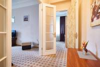 Home Hotel Apartments on Khreshchatyk Area - B&B Kyiv