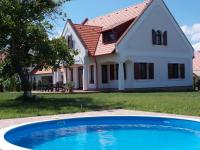 Hétkanyar Vendégház - B&B